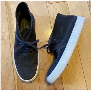 Vince Chukka black lace up suede leather boots/ shoes size six (6)